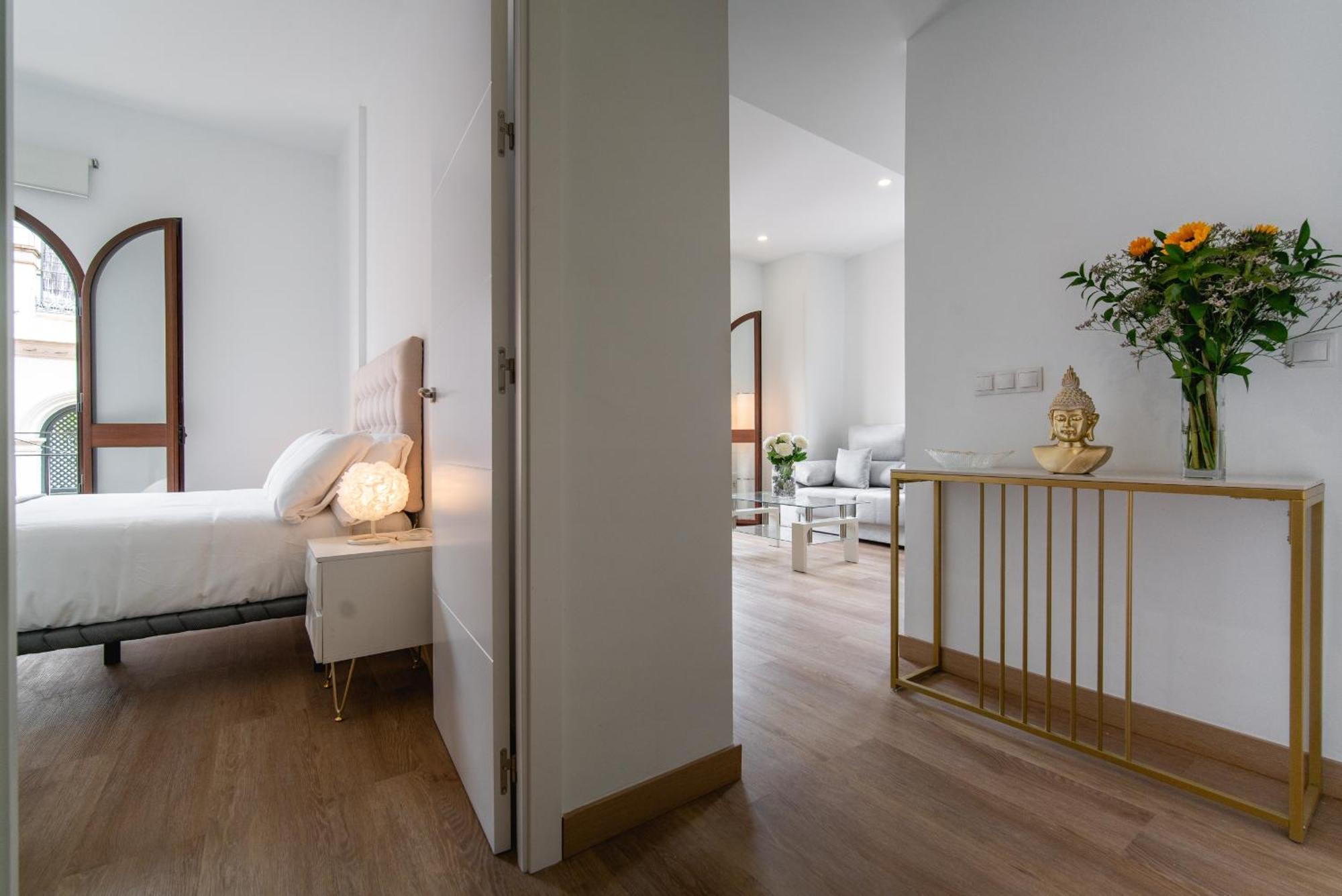 Apartment Gravina Corner House Seville